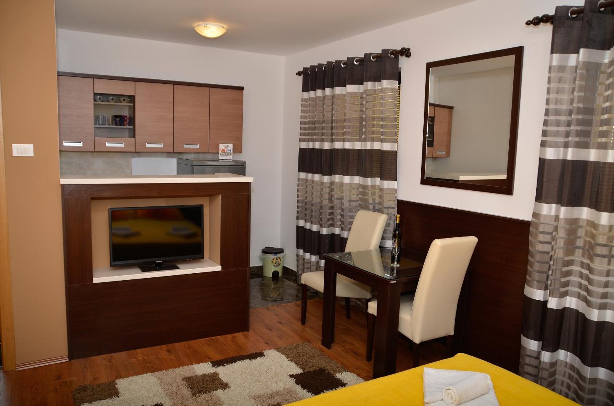 Apartments Leo تريبينيي الغرفة الصورة